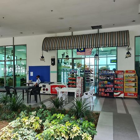 塞贝维Hideaway At Cybersquare公寓 外观 照片